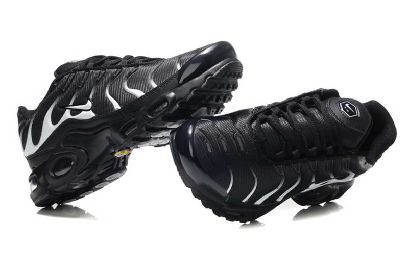 Nike TN nouveaux hommes chaussures maille Noir Blanc 2014 (2)